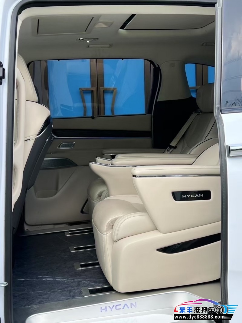 24年合创v09轿车抵押车出售