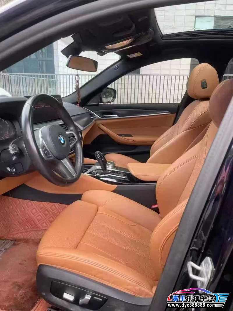 21年宝马5系轿车抵押车出售