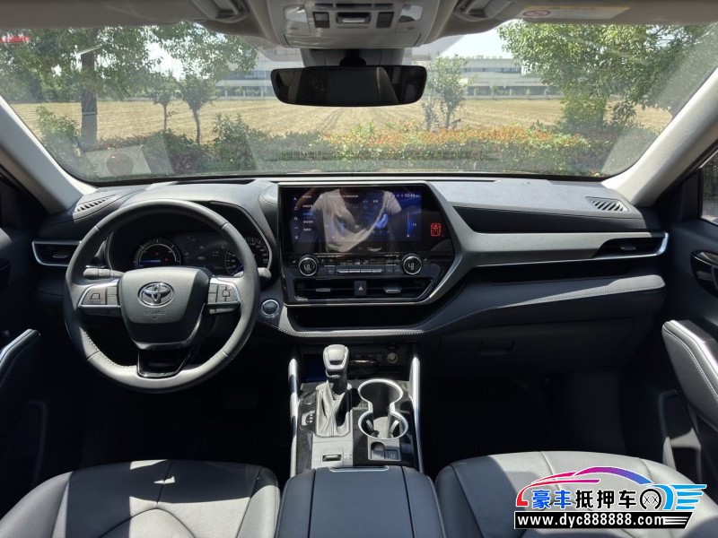 24年丰田汉兰达轿车抵押车出售