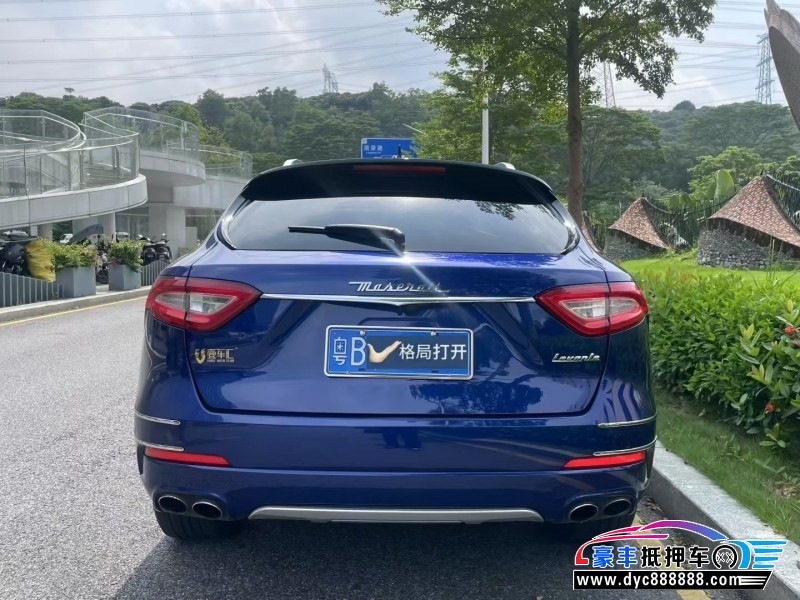 17年玛莎拉蒂莱万特轿车抵押车出售