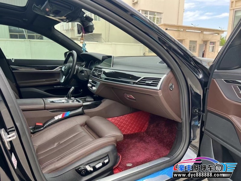 18年宝马7系轿车抵押车出售
