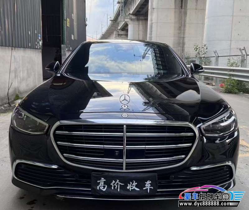 22年奔驰S轿车抵押车出售