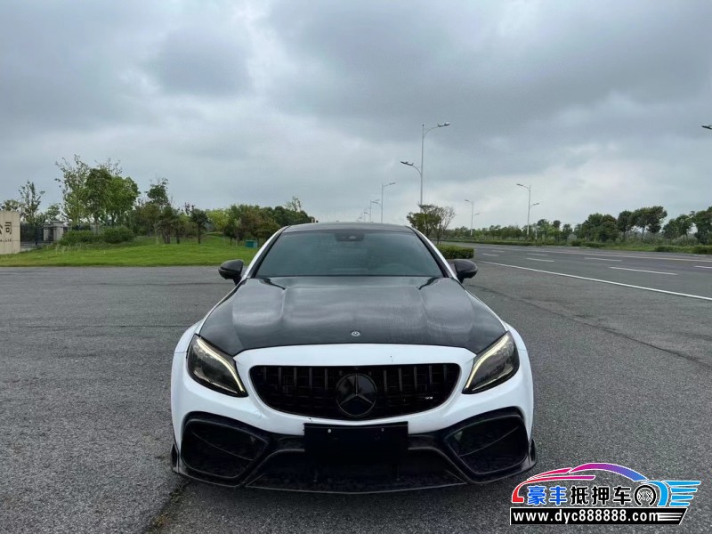 21年奔驰C级AMG轿车抵押车出售