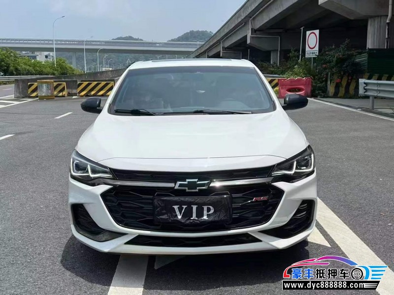 20年雪佛兰科鲁泽轿车抵押车出售