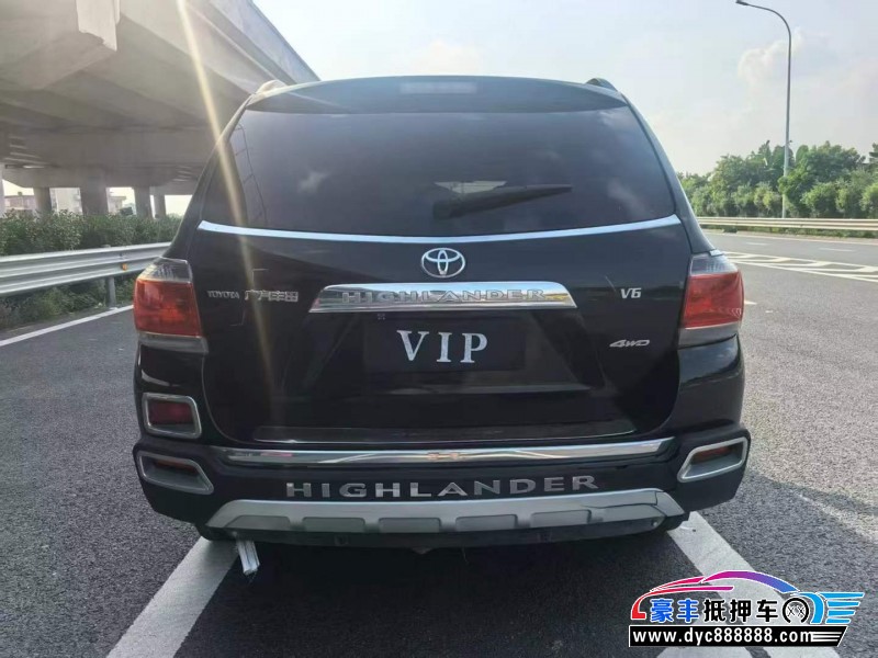 13年丰田汉兰达轿车抵押车出售