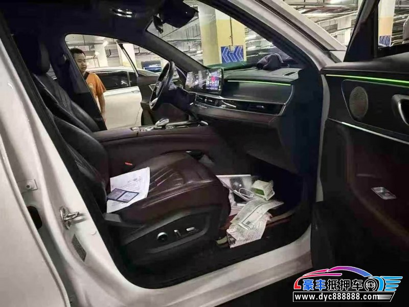 23年奇瑞瑞虎8轿车抵押车出售