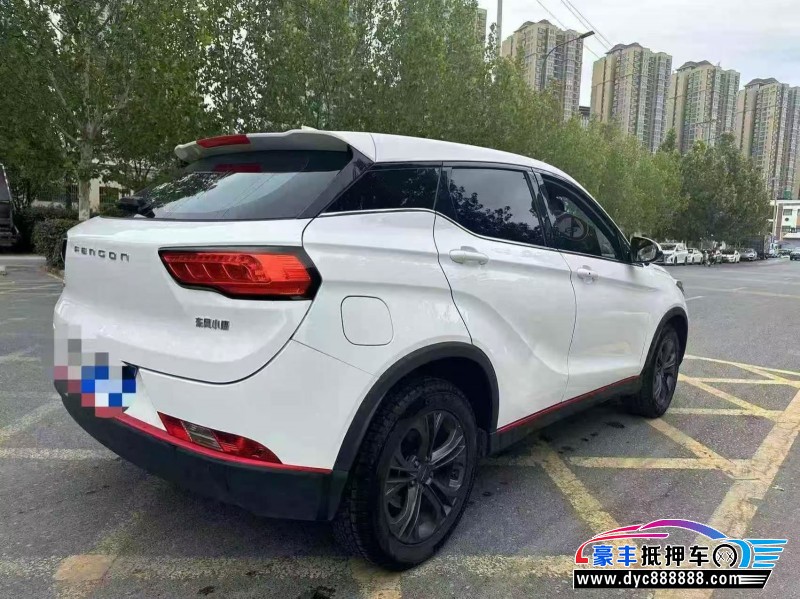 23年东风风光500轿车抵押车出售