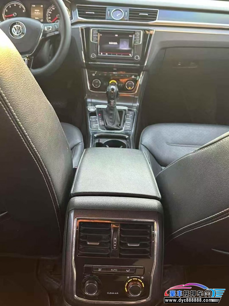 17年大众帕萨特轿车抵押车出售