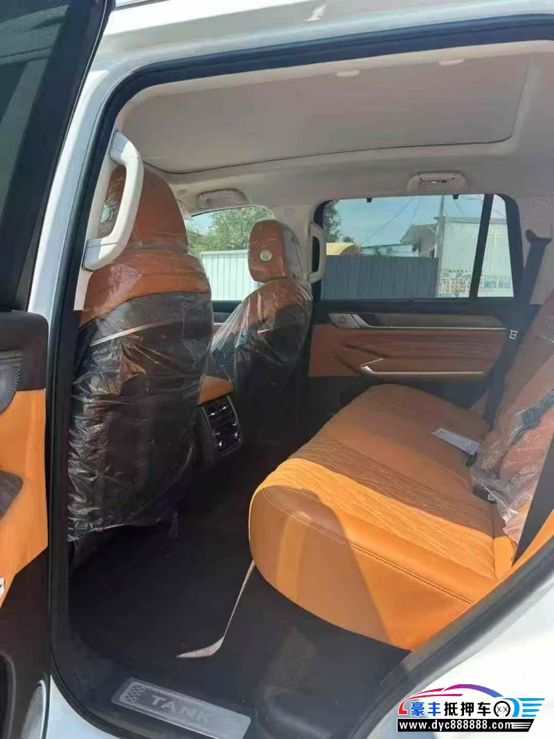 25年WEY坦克500轿车抵押车出售