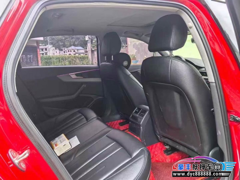 18年奥迪A4L轿车抵押车出售