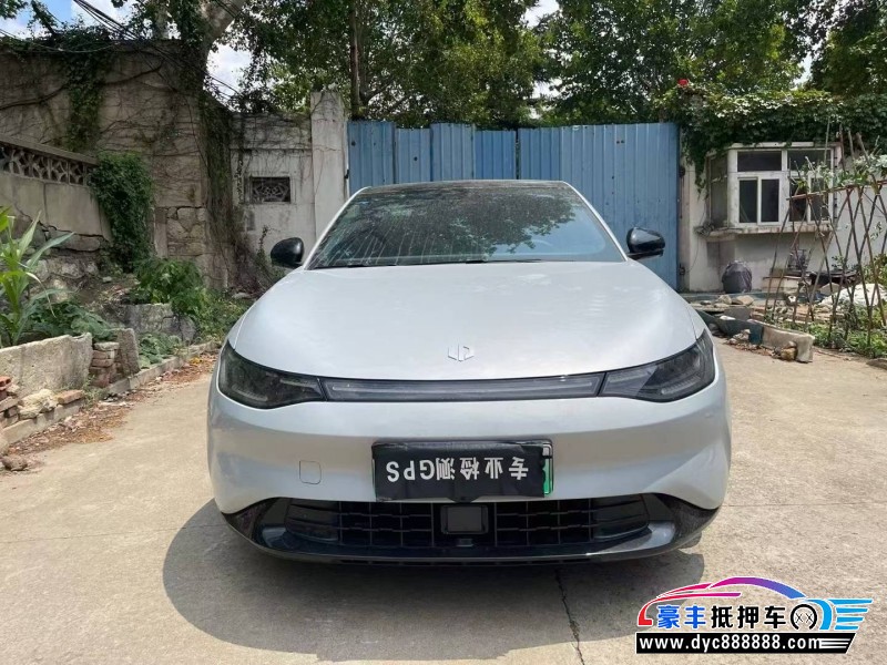 23年零跑c01轿车抵押车出售