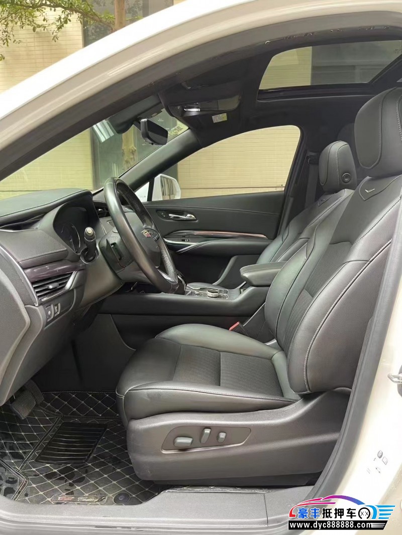 20年凯迪拉克XT4轿车抵押车出售