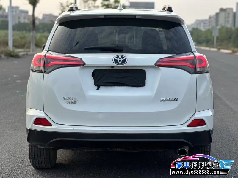 17年丰田RAV4轿车抵押车出售