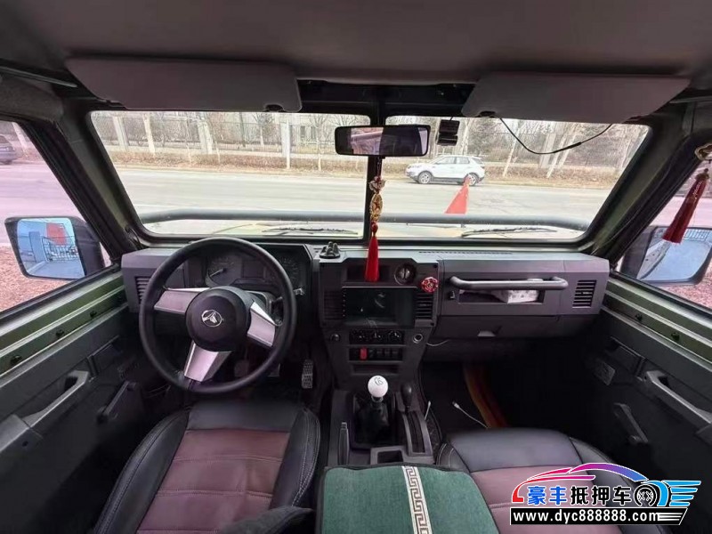 21年北汽制造勇士轿车抵押车出售