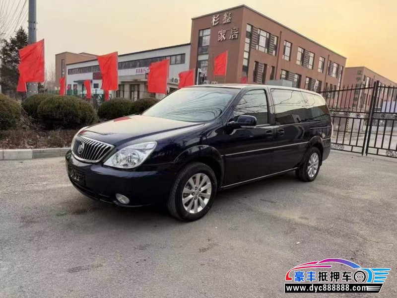 17年别克GL8轿车抵押车出售