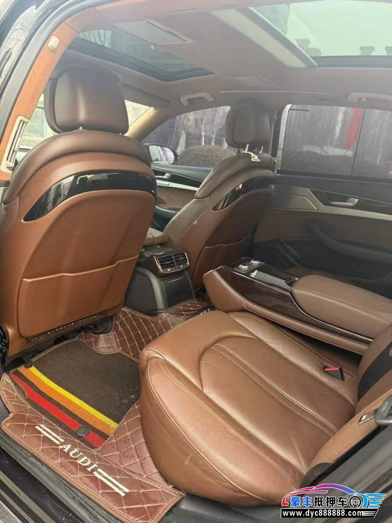 15年奥迪A8L轿车抵押车出售