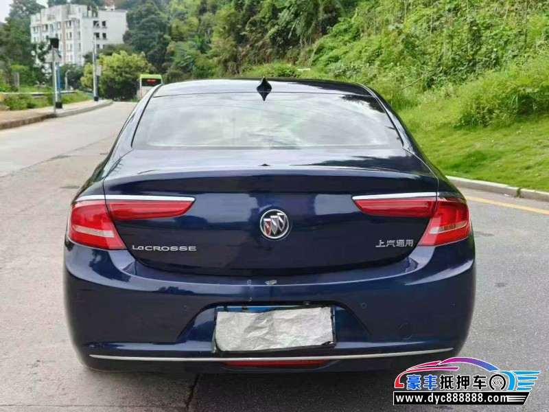 17年别克君越轿车抵押车出售