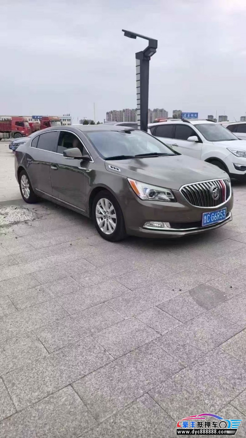 14年别克君越轿车抵押车出售