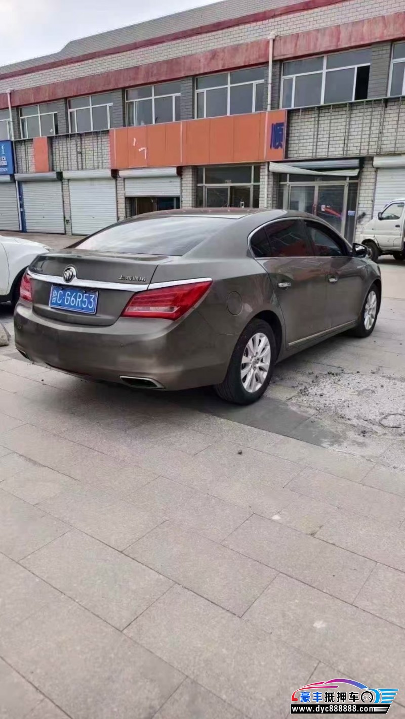 14年别克君越轿车抵押车出售