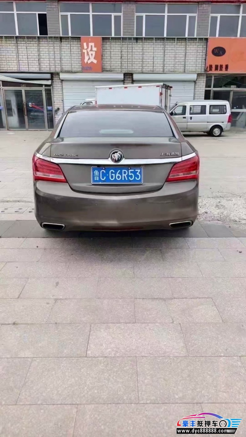 14年别克君越轿车抵押车出售