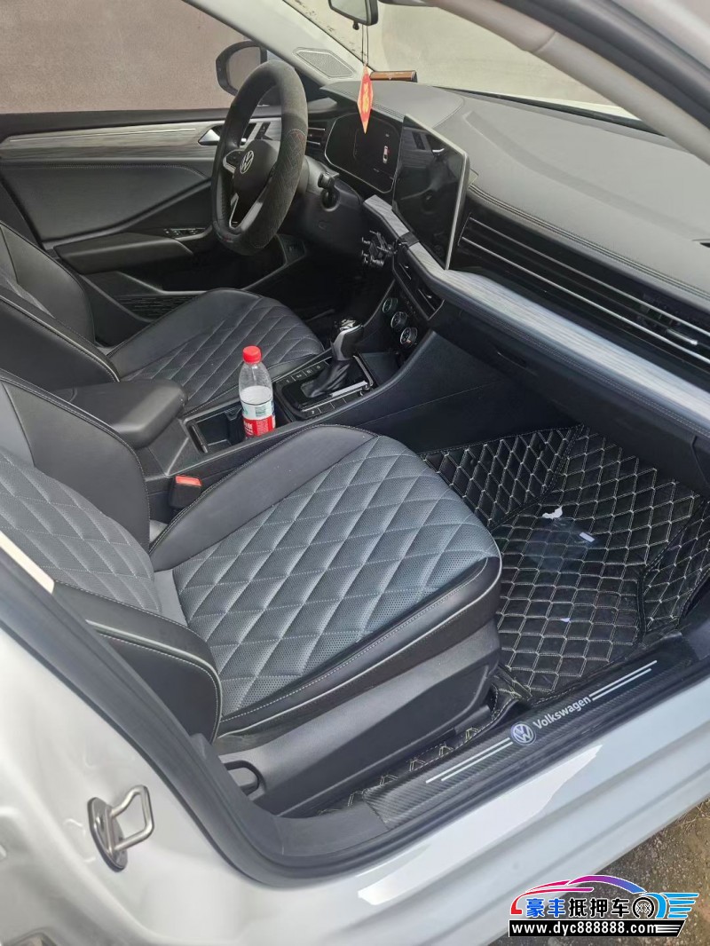 23年大众速腾轿车抵押车出售