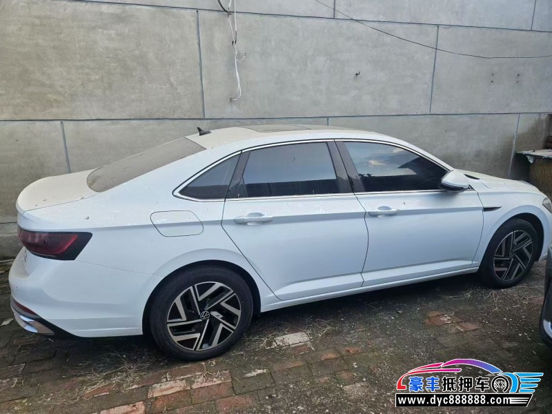 23年大众速腾轿车抵押车出售