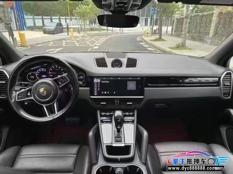 18年保时捷卡宴轿车抵押车出售