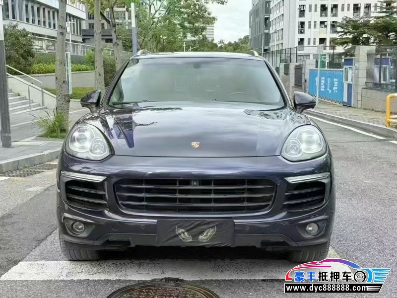 18年保时捷卡宴轿车抵押车出售