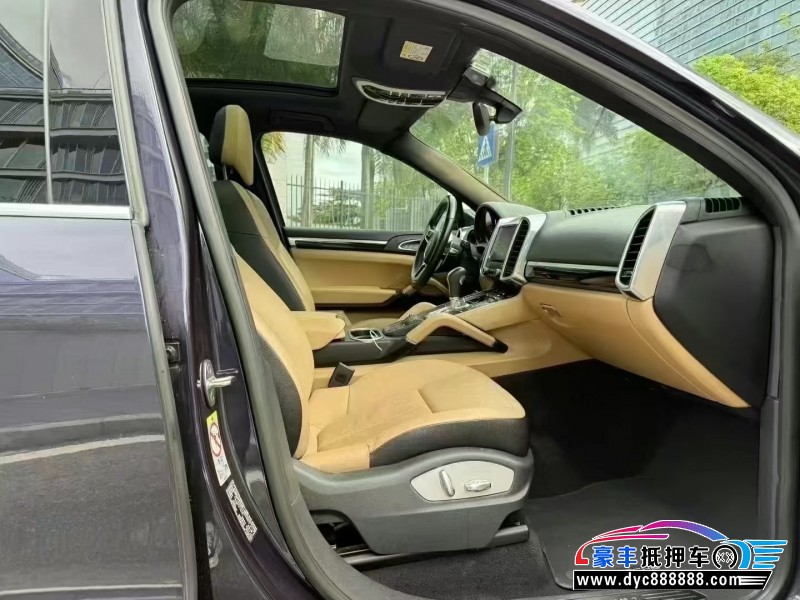 18年保时捷卡宴轿车抵押车出售