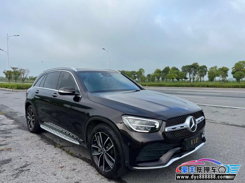 20年奔驰GLC轿车抵押车出售