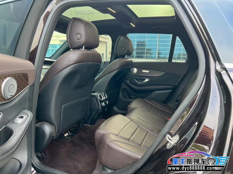 20年奔驰GLC轿车抵押车出售