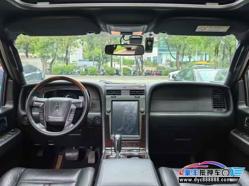 16年林肯领航员轿车抵押车出售