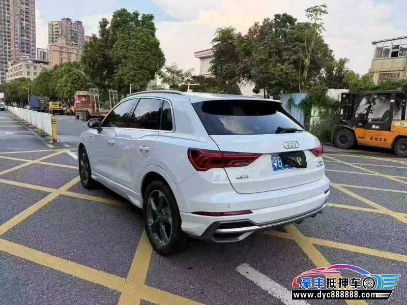 19年奥迪Q3轿车抵押车出售