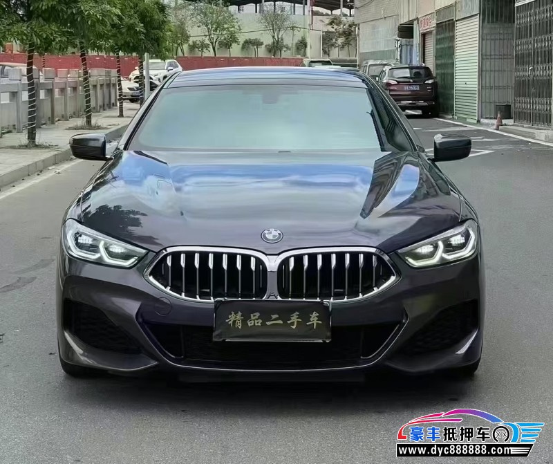 22年宝马8系轿车抵押车出售