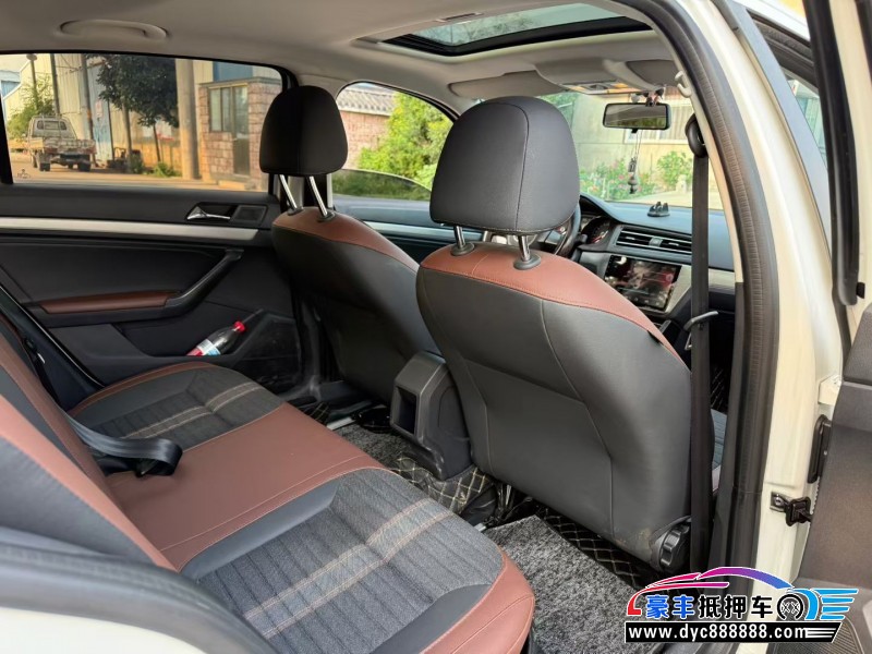 20年大众朗逸轿车抵押车出售