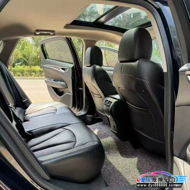 20年别克君越轿车抵押车出售