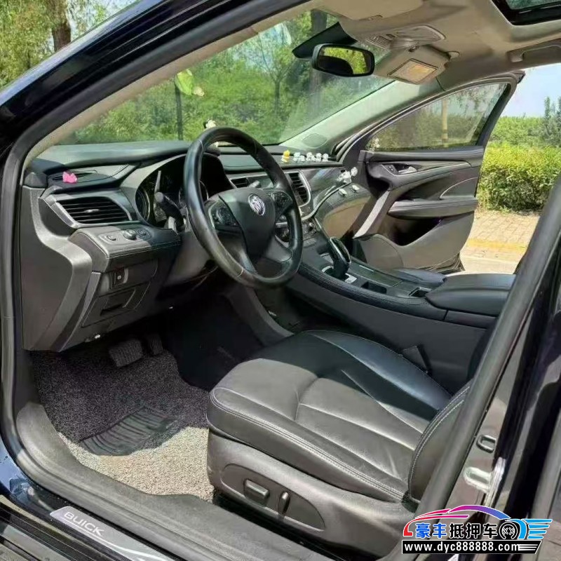 20年别克君越轿车抵押车出售