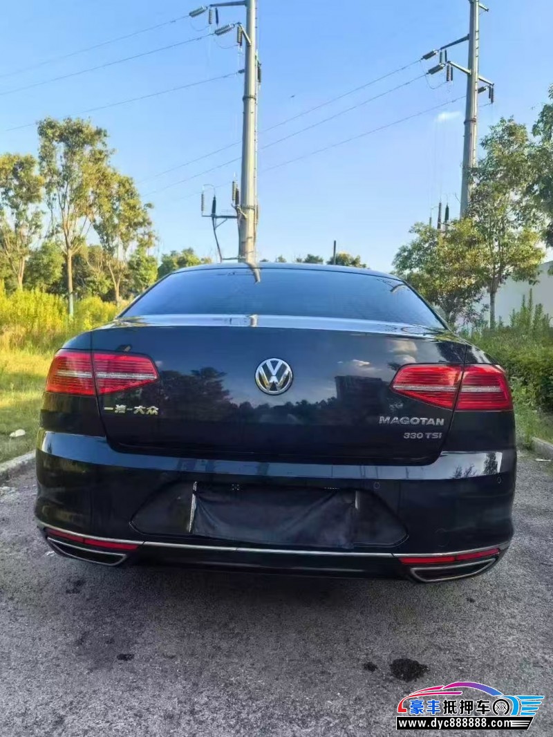 17年大众迈腾轿车抵押车出售