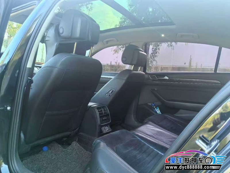 17年大众迈腾轿车抵押车出售