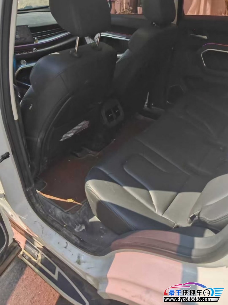 17年长城哈弗H6轿车抵押车出售