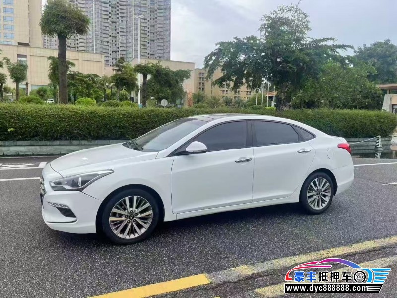 20年现代名图轿车抵押车出售