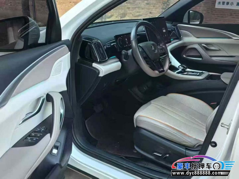 23年比亚迪宋轿车抵押车出售