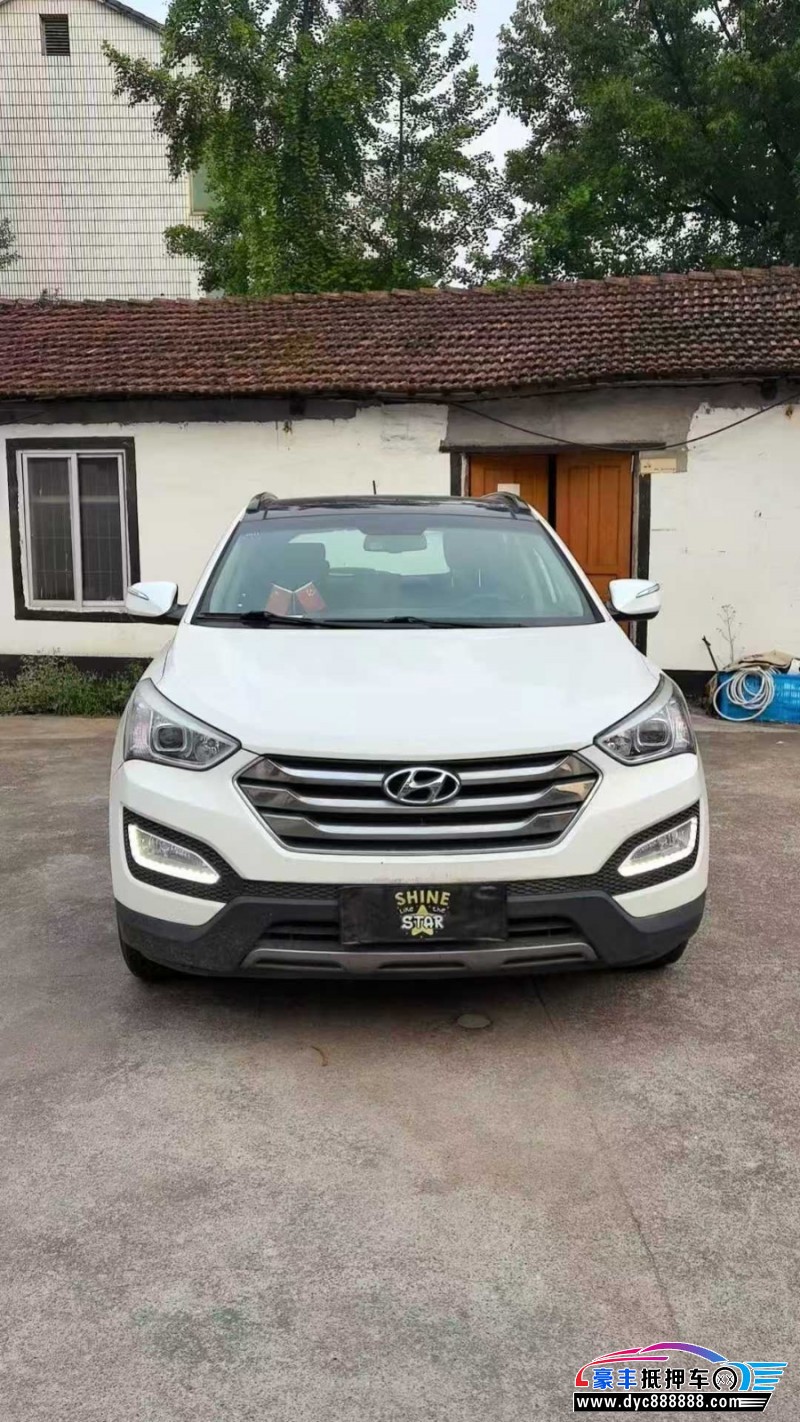 15年现代新胜达轿车抵押车出售