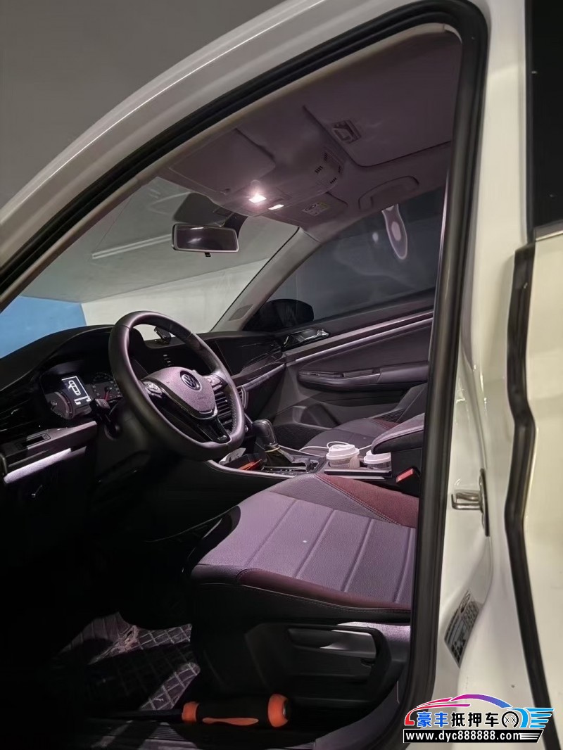 22年大众宝来轿车抵押车出售