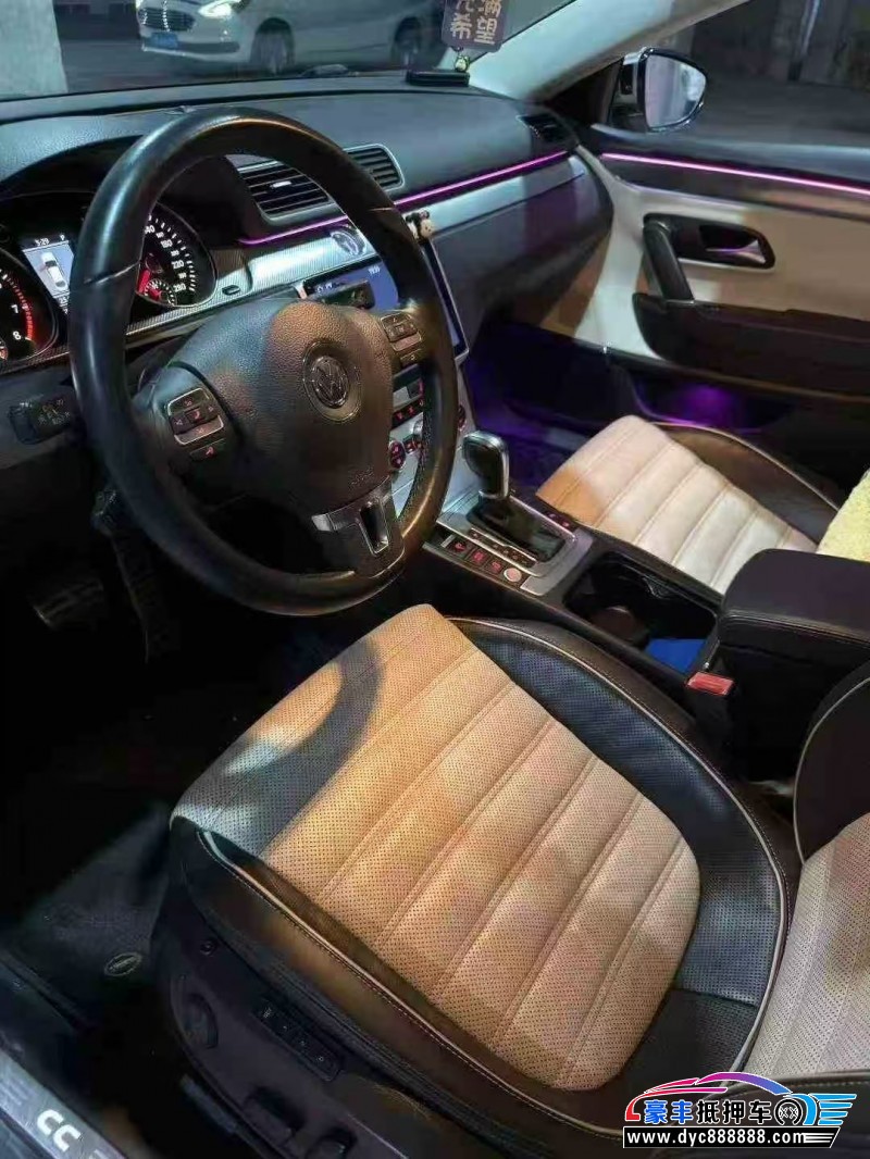 15年大众CC轿车抵押车出售