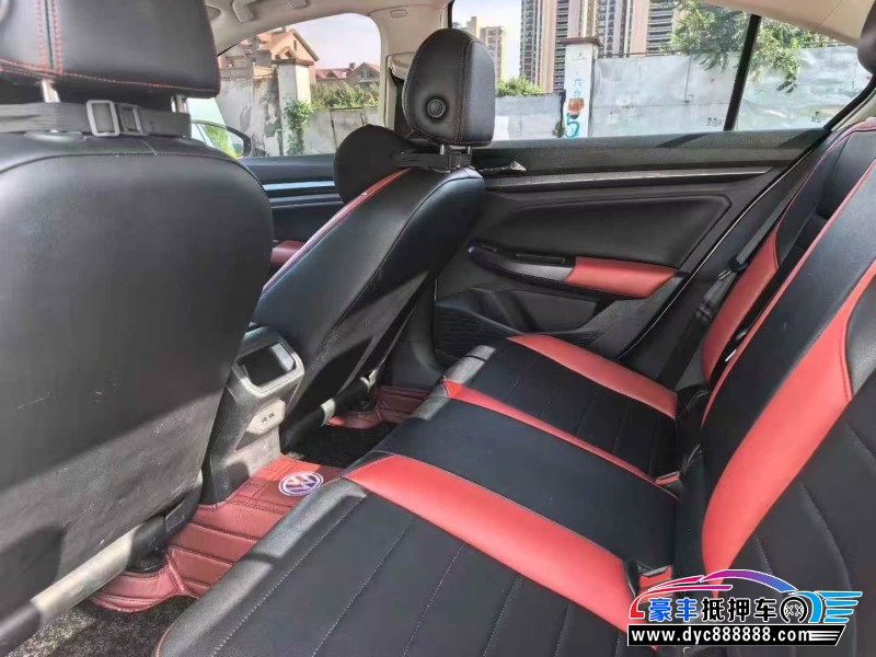 23年大众宝来轿车抵押车出售