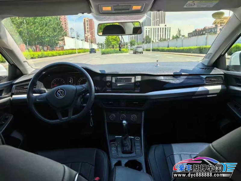 21年大众宝来轿车抵押车出售