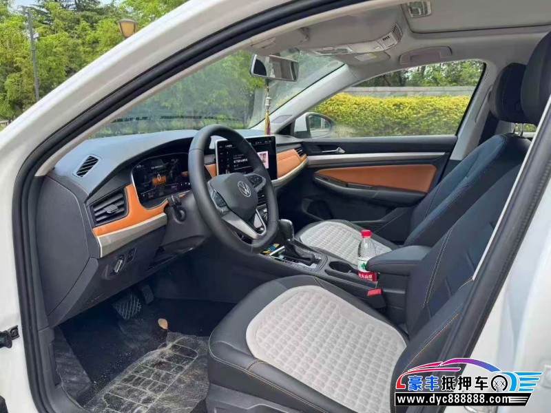 25年大众宝来轿车抵押车出售