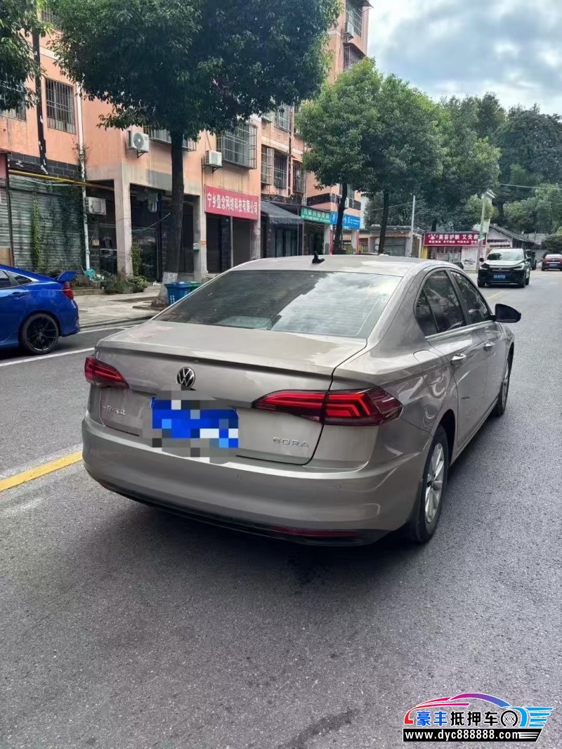 21年大众宝来轿车抵押车出售