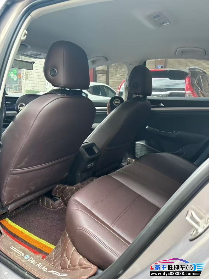 21年大众宝来轿车抵押车出售